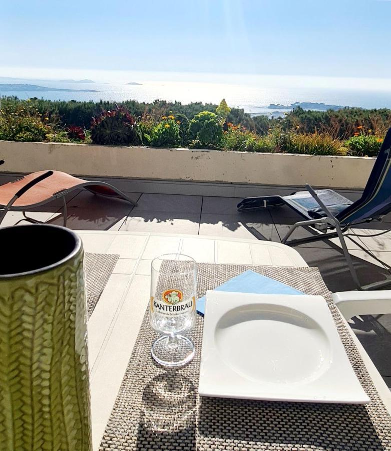 Vue Mer Panoramique Et Piscine Бандоль Экстерьер фото